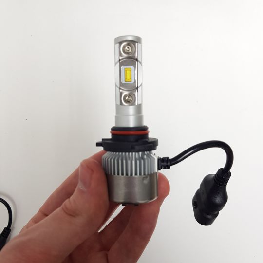 dop-led-bulb-hb3-00